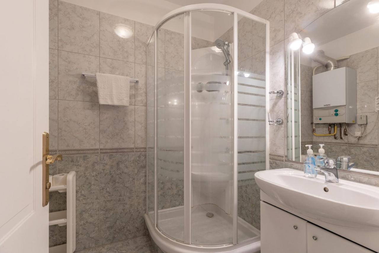 Appartement Kék Hullám Apartman à Siófok Extérieur photo