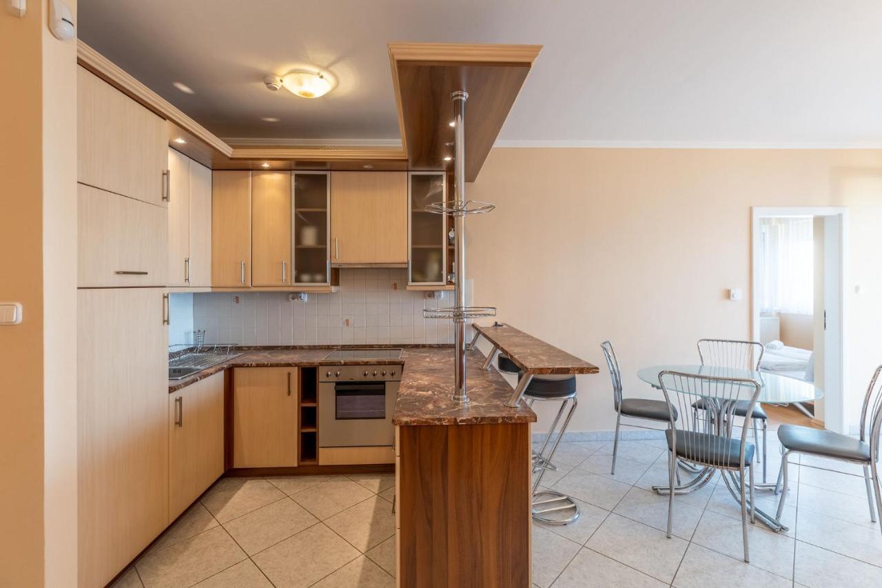 Appartement Kék Hullám Apartman à Siófok Extérieur photo