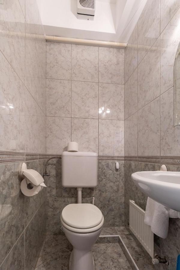 Appartement Kék Hullám Apartman à Siófok Extérieur photo